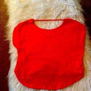 Crop loose breezy top!